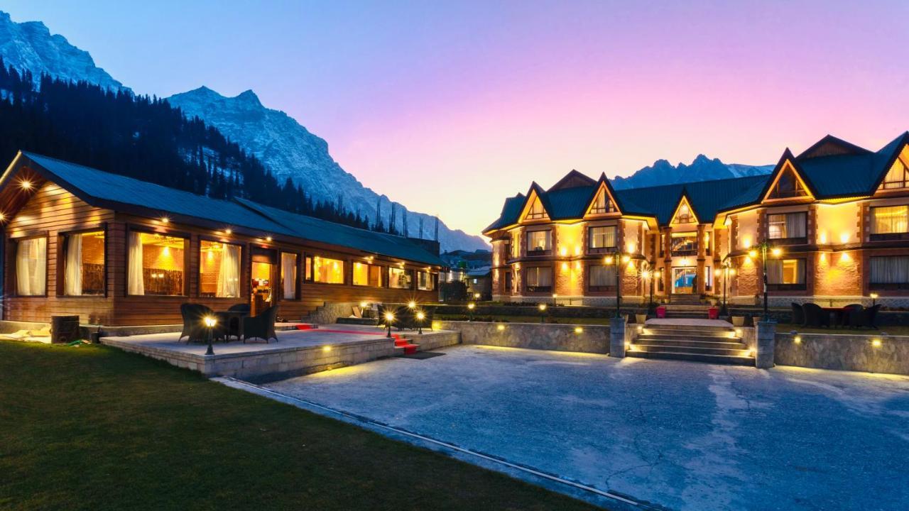 Hotel Village Walk Sonāmarg Eksteriør bilde
