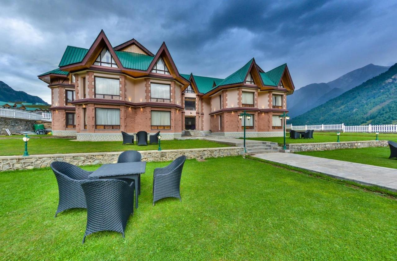 Hotel Village Walk Sonāmarg Eksteriør bilde