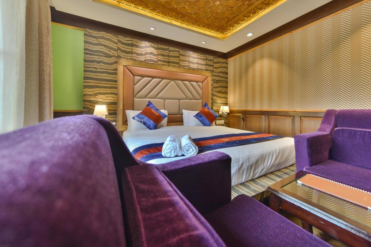 Hotel Village Walk Sonāmarg Eksteriør bilde