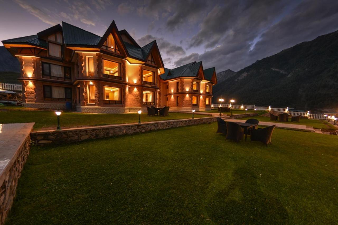 Hotel Village Walk Sonāmarg Eksteriør bilde